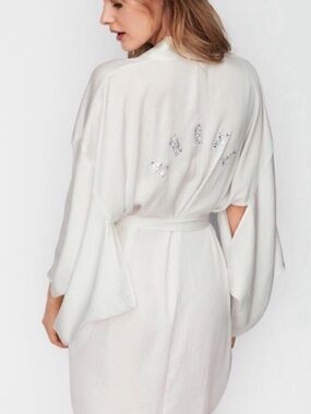 Victoria Secret White Satin ANGEL Swarovski Crystal Rhinestone Kimono M / L